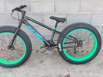 Bicicletă cu roți groase 24"