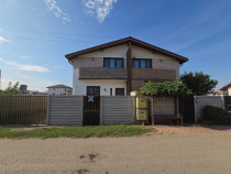 Vila duplex-mobilata si utilata -4camere -2 bai-dressing-str asfaltata