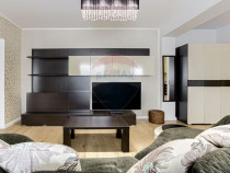 Apartament 3 camere + loc de parcare zona Subcetate