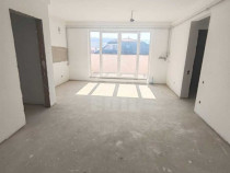 Apartament 3 camere semidecomandat Cetatii