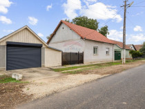 Casa si teren 2173 mp de vanzare in Tipar , la 12km de Ch...
