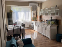 Apartament 3 camere, zona linistia - Zona Teilor