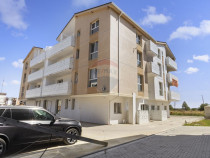 Apartament cu 3 camere de v&acirc;nzare și parcare, bloc nou,...
