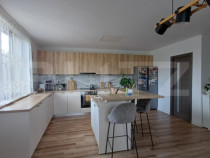 Casa individuala 338 mp, teren 1400 mp, in Mihai Viteazu