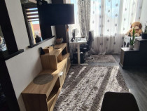 Apartament 3 camere Vlahuta renovat,mobilat,110000 Euro