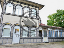 Casa/Vila 5 camere cu spațiu comercial de vanzare | Sud ...