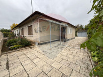 Casă / Vilă cu 5 camere de v&acirc;nzare &icirc;n Aleșd zona Ult...