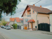 Casă de v&acirc;nzare &icirc;n zona Calea Clujului, Str. Tileagdului