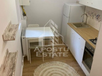 Apartament cu o camera, centrala proprie, Zona Girocului