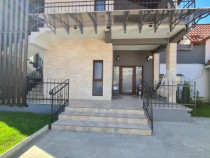 Casa cu doua apartamente Craiter