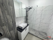 Ap 2 cam de lux, prima , parcare, bloc nou, complex Ozone