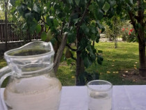 Țuică de prune din livadă proprie fiartă