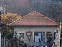 Spațiu comercial de &icirc;nchiriat &ndash; Bulevardul 9 Mai &ndash; 1000 Euro/lunar