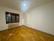 Casa individuala plus enexa in Plopi