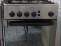 Aragaz Inox Zanussi si Cuptor Microunde Budget