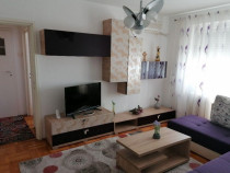 2 camere zona Banu Manta
