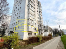 Apartament 3 camere decomandate, etaj 1, str. Narciselor 15,