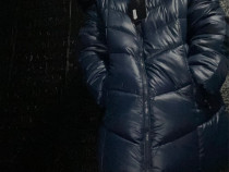 Geaca albastră dama