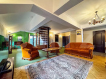 Apartament 3 dormitoare, 140 mp, zona Podul de Fier