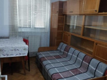 Închiriez apartament 4 camere!