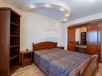 DE INCHIRIAT Apartament cu 4 camere &icirc;n zona Scriitorilor