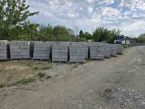 Boltari Corocăiești &ndash; Diferite Dimensiuni | Transport & Descărcare