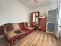 Camera de camin cu baie si bucatarie, etaj 1, Florilor - Albastrelelor