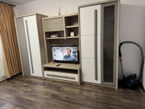 Garsoniera spatioasa, 43 mp, mobilata si utilata, loc de par