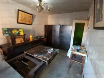 COLOSSEUM: Garsoniera Tractorul LIDI