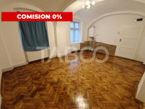 Garsoniera spatioasa de inchiriat in Centrul Istoric - Comis
