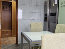 Vanzare apartament 3 camere decomandat, Vlad Tepes, 2 bai, 82 mp, et.5
