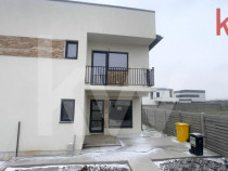 Casa tip duplex, Carcea, toate utilitatile la alb