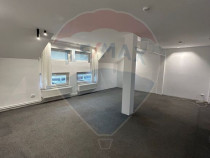 Birou 35 de mp utili l&acirc;ngă Carrefour