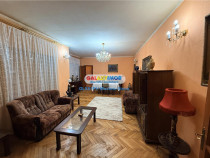 Casa 4 camere, zona Lupeni, Ploiesti
