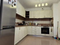Apartament 2 camere, decomandat - zona Tractorul