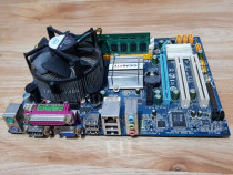Kit placa Gigabyte+Core 2 Duo E8400+2GB DDR2+Cooler 100lei