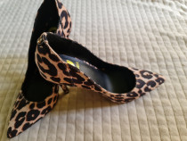 Pantofi Guess
