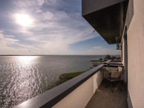 APARTAMENT 3 CAMERE MAMAIA CU VEDERE LA LAC