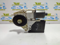 Motoras geam dreapta fata 1k5837402ah Volkswagen VW Golf 5 [