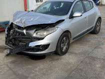 Dezmembrari Renault megane 3 motor 1.5 dci tip k9k-h8 k9kh8