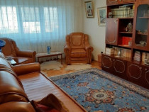 Apartament 3 camere decomandat - Poarta 6 - 89.000 euro (Cod E5)
