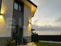 Casa , 4 camere, 100 mp utili, 390 mp teren, zona Bucium
