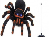 Jucarie interactiva THK cu telecomanda, Paianjen Tarantula, 23 cm