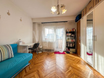 Apartament cu 3 camere decomandat pe strada Dorobantilor!