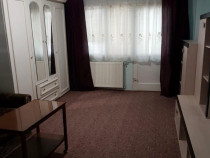 Apartament 2 camere decomandat - zona Centrul Civic