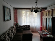 Apartament 2 camere, decomandat - zona Astra