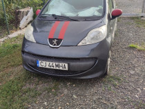 Peugeot 107 masina