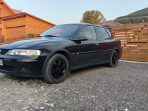 Opel Vectra 1, 8 benzina