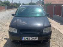 Vw Touran anul 2004 1.9 Tdi