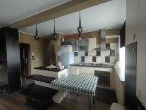 Apartament cu 3 camere de vanzare!